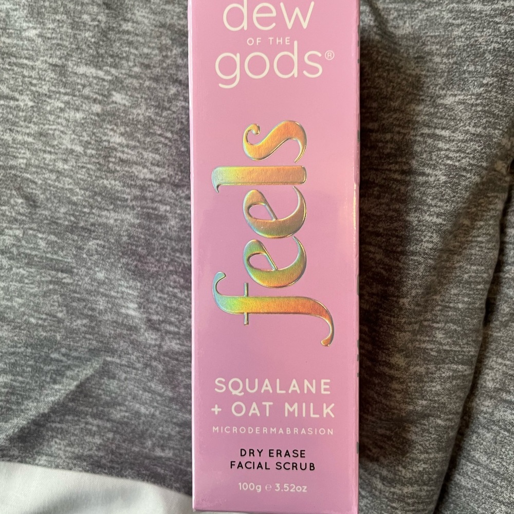 dew of the gods | microdermabrasion dry erase face scrub
